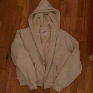 Hollister fuzzy zip hoodie xs